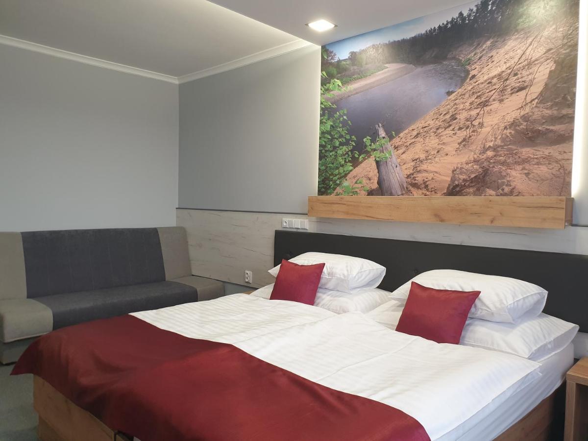 Hotel Strážnice Bagian luar foto