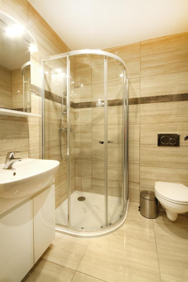 Hotel Strážnice Bagian luar foto